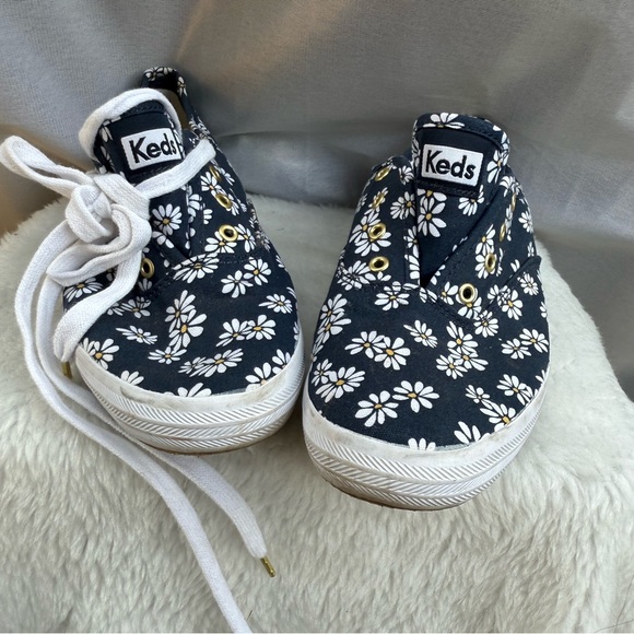 KEDS Daisy 🌼 sneakers, EUC size 8/8.5 - Picture 6 of 6